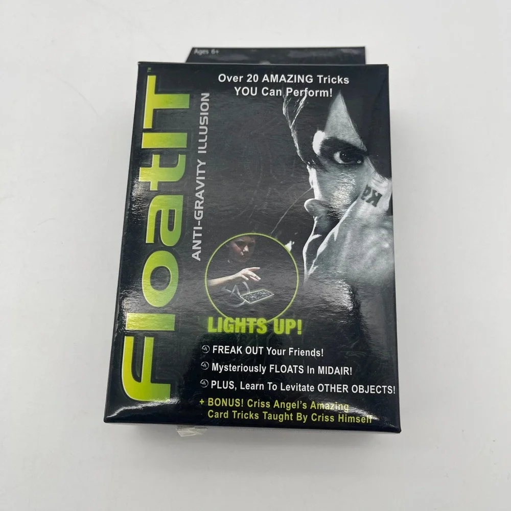 Criss Angel FloatIT Anti-Gravity Illusion Street Magic Kit LED Light Up Card